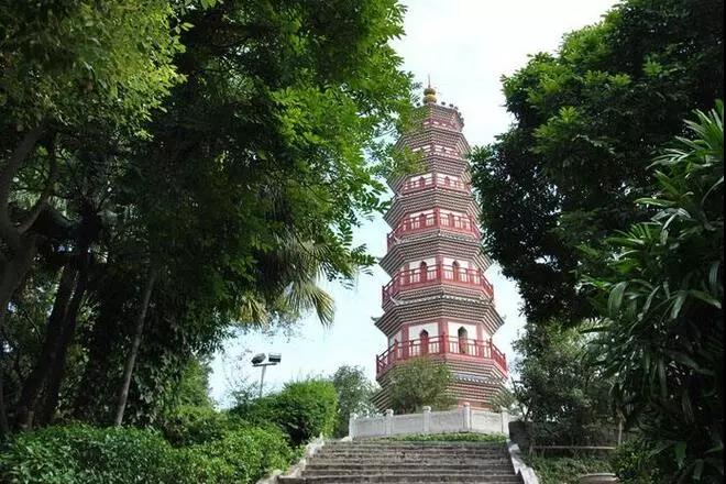 <a href=http://www.lexiangyou.org/xiangcunlvyou/ target=_blank class=infotextkey>乡村旅游</a>：中山文化游，体味深厚的历史文化底蕴