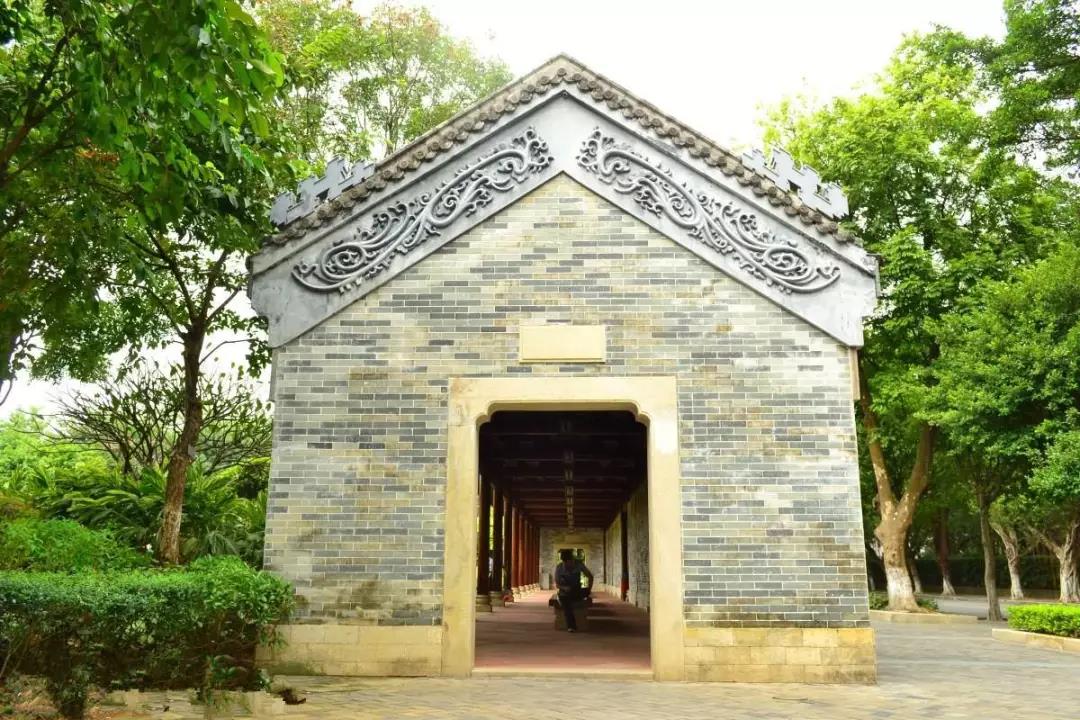 <a href=http://www.lexiangyou.org/xiangcunlvyou/ target=_blank class=infotextkey>乡村旅游</a>：中山伟人纪念游，见证沧桑巨变