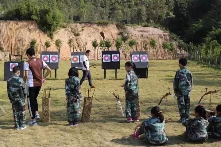  <a href=http://www.lexiangyou.org/xiangcunlvyou/ target=_blank class=infotextkey>乡村旅游</a>：在大尖山露营公园来一次放飞身心的露营吧