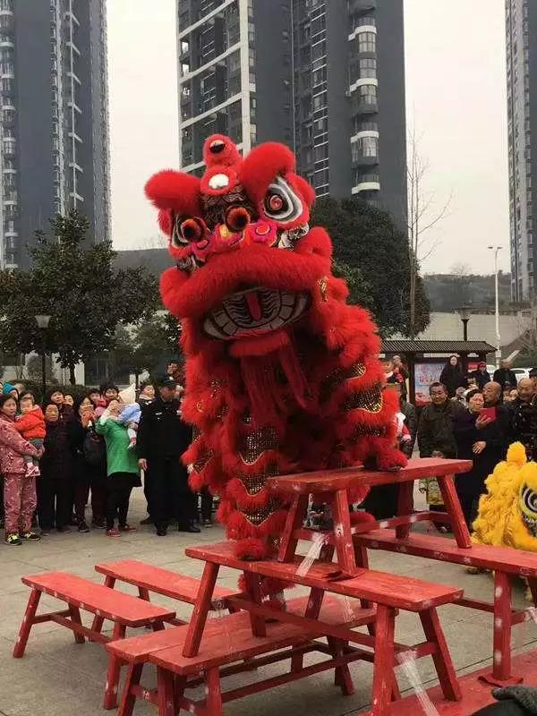 <a href=http://www.lexiangyou.org/xiangcunlvyou/ target=_blank class=infotextkey>乡村旅游</a>：五桂山和三乡，中山特色小镇上的名胜古迹
