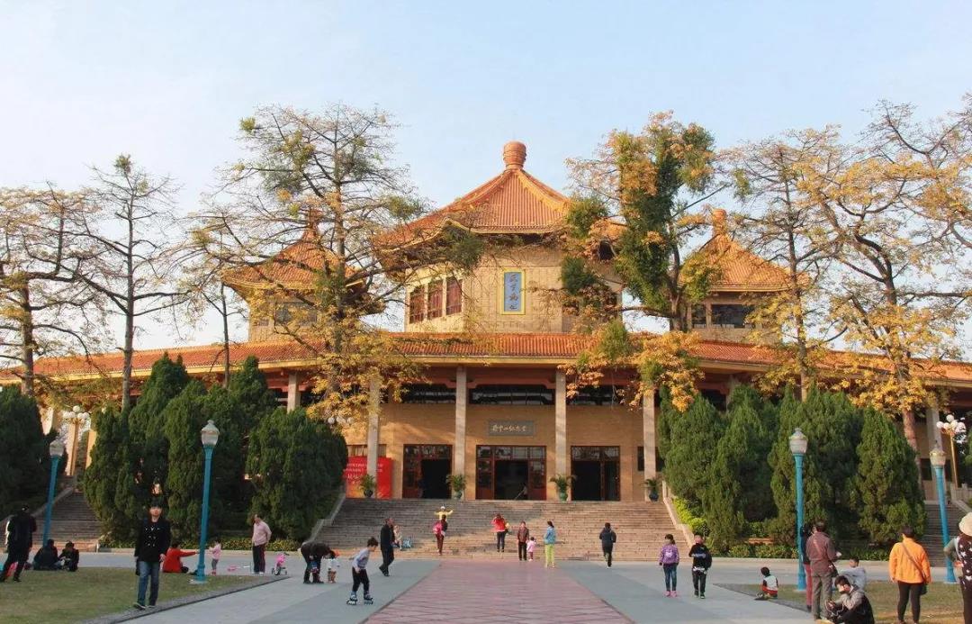 <a href=http://www.lexiangyou.org/xiangcunlvyou/ target=_blank class=infotextkey>乡村旅游</a>：中山伟人纪念游，见证沧桑巨变
