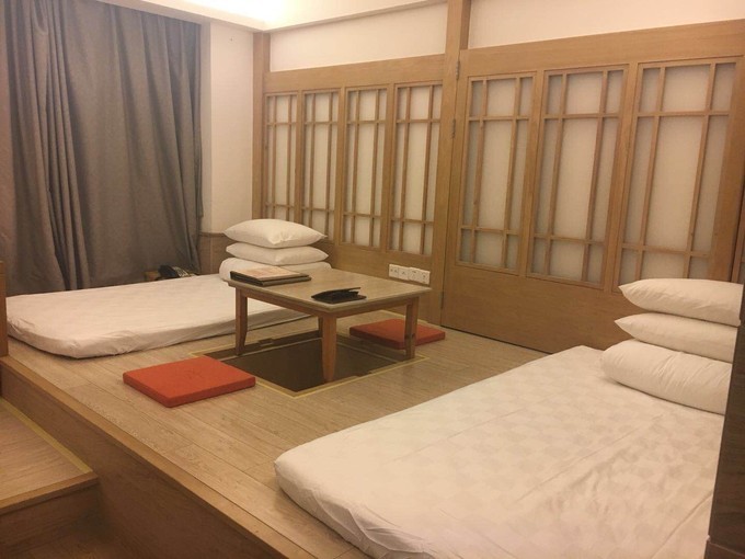 <a href=http://www.lexiangyou.org/xiangcunlvyou/ target=_blank class=infotextkey>乡村旅游</a>：崖口与中山温泉游