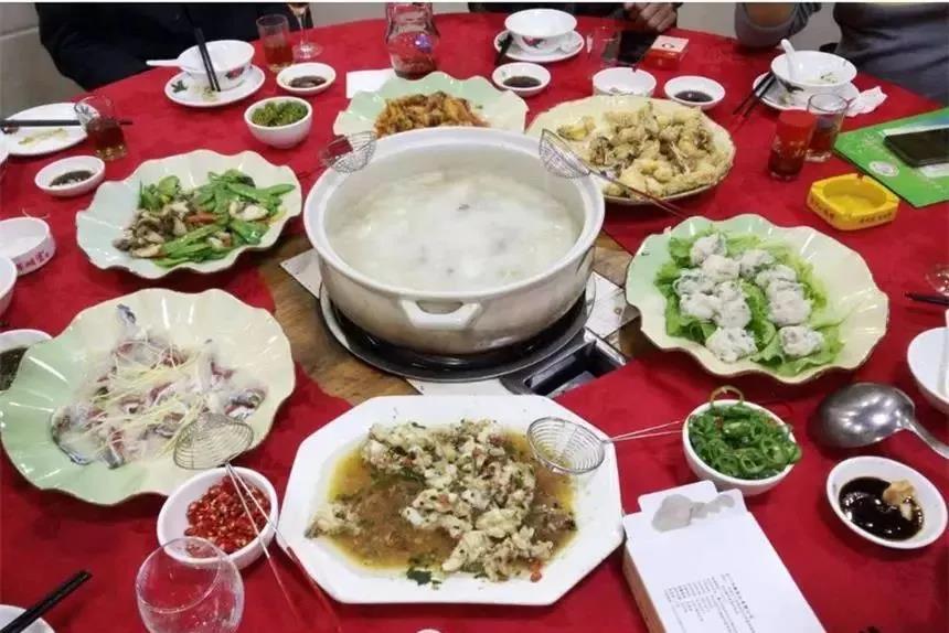  <a href=http://www.lexiangyou.org/xiangcunlvyou/ target=_blank class=infotextkey>乡村旅游</a>：领略中山风情，带你游玩三日