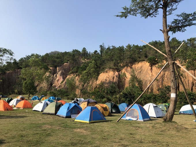 <a href=http://www.lexiangyou.org/xiangcunlvyou/ target=_blank class=infotextkey>乡村旅游</a>：中山大尖山露营公园