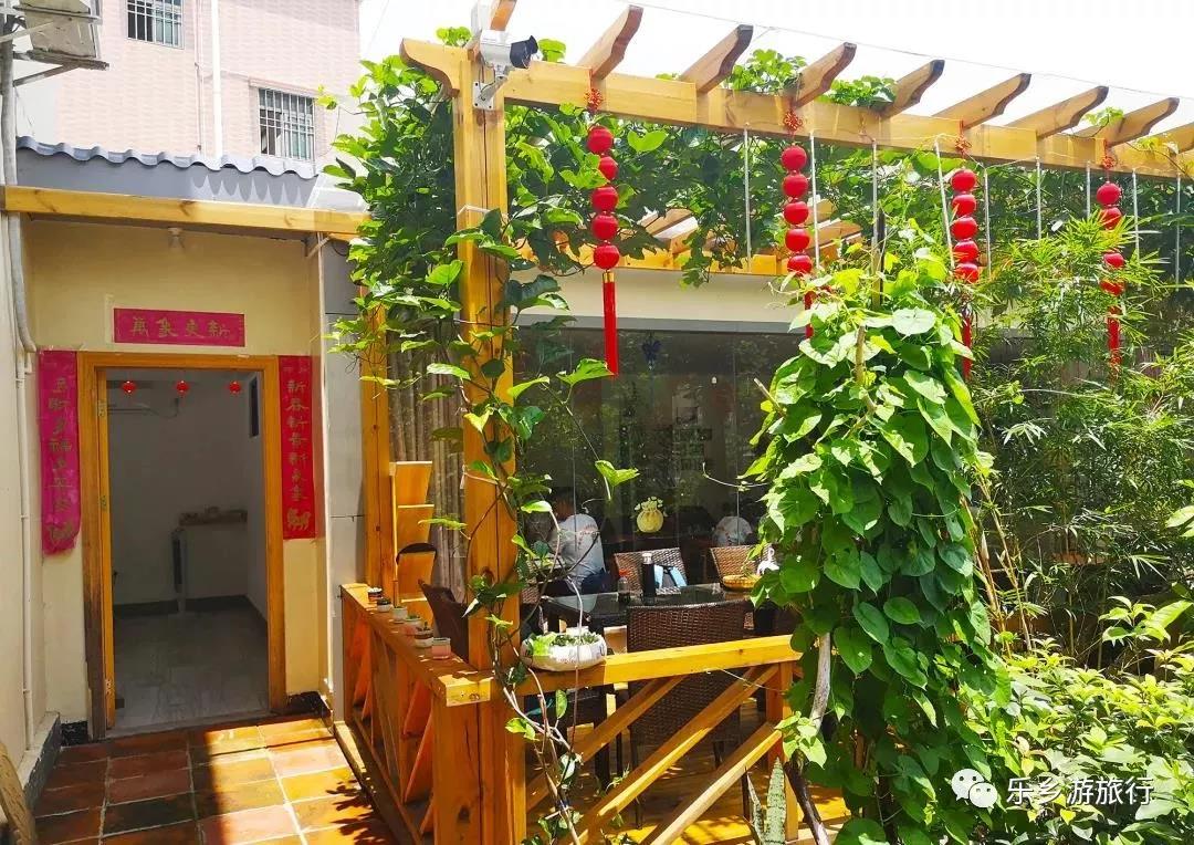 <a href=http://www.lexiangyou.org/xiangcunlvyou/ target=_blank class=infotextkey>乡村旅游</a>：欣赏崖口候鸟，品尝地道美食，入住网红民宿