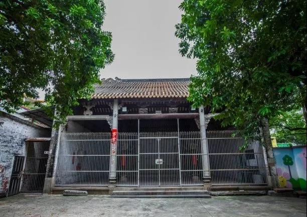 <a href=http://www.lexiangyou.org/xiangcunlvyou/ target=_blank class=infotextkey>乡村旅游</a>:黄圃有个古村,是大隐于市的岭南建筑活化石