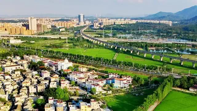 <a href=http://www.lexiangyou.org/xiangcunlvyou/ target=_blank class=infotextkey>乡村旅游</a>：南朗大车村，这个古村落你可有去过