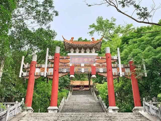 <a href=http://www.lexiangyou.org/xiangcunlvyou/ target=_blank class=infotextkey>乡村旅游</a>：南朗大车村，这个古村落你可有去过