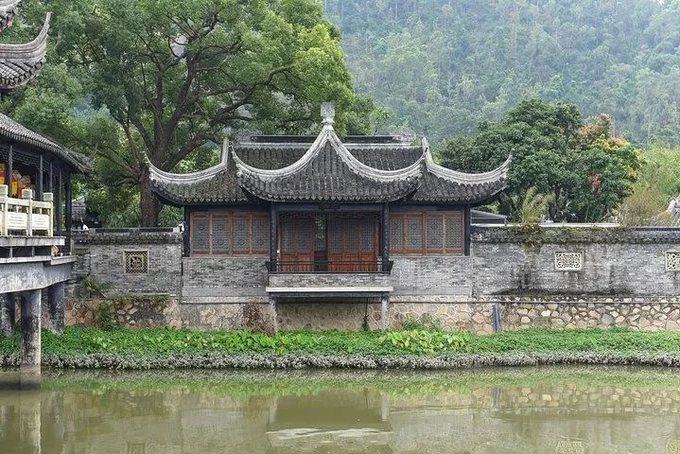  <a href=http://www.lexiangyou.org/xiangcunlvyou/ target=_blank class=infotextkey>乡村旅游</a>：古声古色，中山詹园