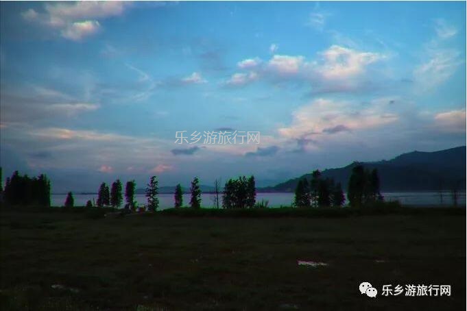 <a href=http://www.lexiangyou.org/xiangcunlvyou/ target=_blank class=infotextkey>乡村旅游</a>：早晨，领略板芙田园风光