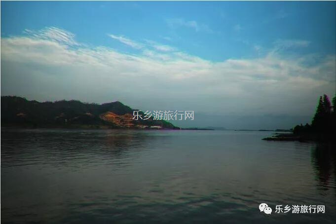 <a href=http://www.lexiangyou.org/xiangcunlvyou/ target=_blank class=infotextkey>乡村旅游</a>：早晨，领略板芙田园风光