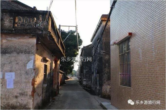 <a href=http://www.lexiangyou.org/xiangcunlvyou/ target=_blank class=infotextkey>乡村旅游</a>：早晨，领略板芙田园风光