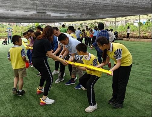 <a href=http://www.lexiangyou.org/xiangcunlvyou/ target=_blank class=infotextkey>乡村旅游</a>：亲子共欢乐，绿水清江休闲游