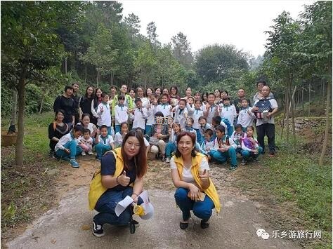 <a href=http://www.lexiangyou.org/xiangcunlvyou/ target=_blank class=infotextkey>乡村旅游</a>：秋天凉爽，一起参加五桂沉香文化之旅