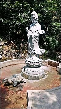 <a href=http://www.lexiangyou.org/xiangcunlvyou/ target=_blank class=infotextkey>乡村旅游</a>：游山玩水，逍遥自在，忘却浮生烟雨