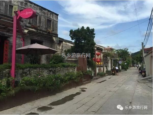 <a href=http://www.lexiangyou.org/xiangcunlvyou/ target=_blank class=infotextkey>乡村旅游</a>：青瓦、石板路、田园