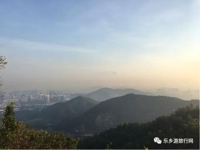 <a href=http://www.lexiangyou.org/xiangcunlvyou/ target=_blank class=infotextkey>乡村旅游</a>：山峦与湖面，每天都有不一样的风景