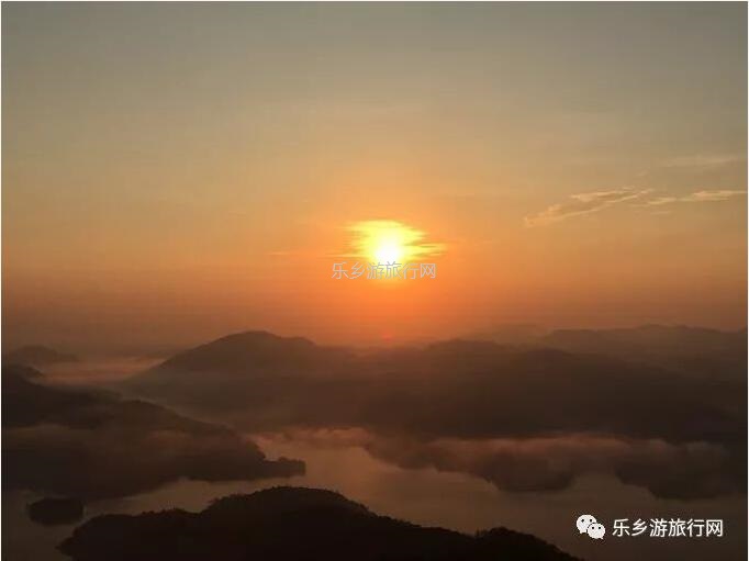 <a href=http://www.lexiangyou.org/xiangcunlvyou/ target=_blank class=infotextkey>乡村旅游</a>：山峦与湖面，每天都有不一样的风景