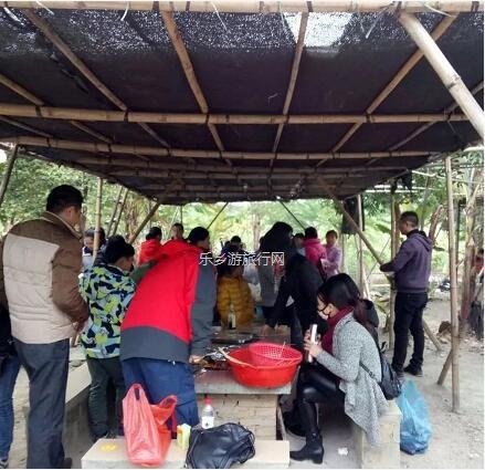 <a href=http://www.lexiangyou.org/xiangcunlvyou/ target=_blank class=infotextkey>乡村旅游</a>：赏秋色、品水果，绿道骑行；还可以放飞心中的梦想！