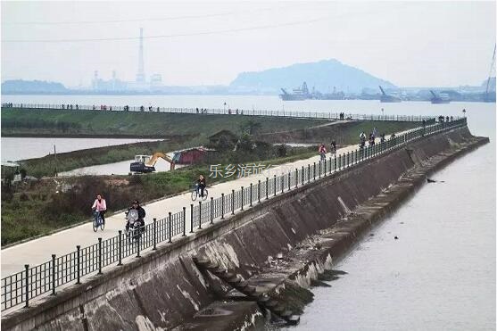 <a href=http://www.lexiangyou.org/xiangcunlvyou/ target=_blank class=infotextkey>乡村旅游</a>：赏秋色、品水果，绿道骑行；还可以放飞心中的梦想！