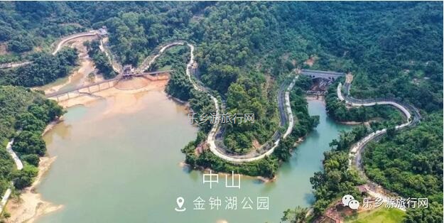 <a href=http://www.lexiangyou.org/xiangcunlvyou/ target=_blank class=infotextkey>乡村旅游</a>：金钟湖公园：漫步绿道，欣赏湿地美景