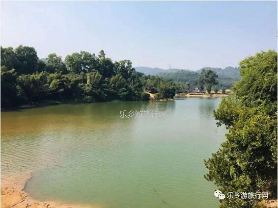 <a href=http://www.lexiangyou.org/xiangcunlvyou/ target=_blank class=infotextkey>乡村旅游</a>：金钟湖公园：漫步绿道，欣赏湿地美景