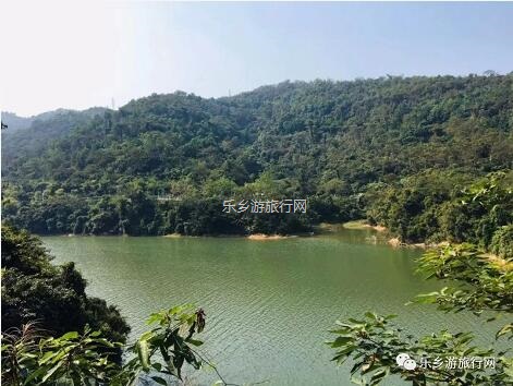 <a href=http://www.lexiangyou.org/xiangcunlvyou/ target=_blank class=infotextkey>乡村旅游</a>：金钟湖公园：漫步绿道，欣赏湿地美景