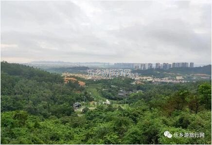 <a href=http://www.lexiangyou.org/xiangcunlvyou/ target=_blank class=infotextkey>乡村旅游</a>：登临山顶，观赏“二龙戏珠”和伶仃洋的鱼跃