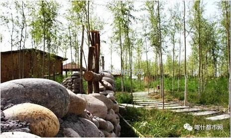<a href=http://www.lexiangyou.org/xiangcunlvyou/ target=_blank class=infotextkey>乡村旅游</a>：【特产】欣赏草湖雨后美景，品尝新疆冰糖心苹果