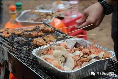 <a href=http://www.lexiangyou.org/xiangcunlvyou/ target=_blank class=infotextkey>乡村旅游</a>：【邀请函】2020跨年倒数年会，户外草坪自助美食+露天电影+荧火许愿+亲子游戏...