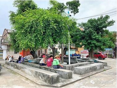 <a href=http://www.lexiangyou.org/xiangcunlvyou/ target=_blank class=infotextkey>乡村旅游</a>：【邀请函】2020跨年倒数年会，户外草坪自助美食+露天电影+荧火许愿+亲子游戏...