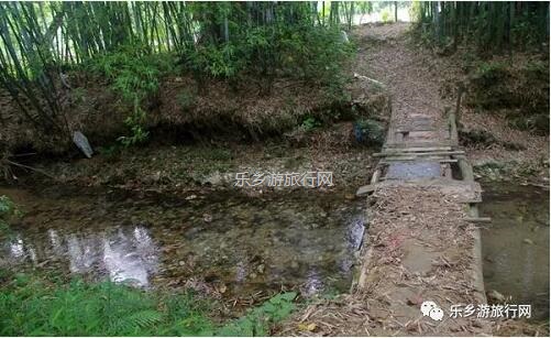 <a href=http://www.lexiangyou.org/xiangcunlvyou/ target=_blank class=infotextkey>乡村旅游</a>：新年安康，云游在水库美景之间