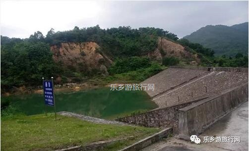<a href=http://www.lexiangyou.org/xiangcunlvyou/ target=_blank class=infotextkey>乡村旅游</a>：新年安康，云游在水库美景之间