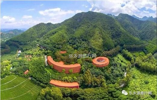 <a href=http://www.lexiangyou.org/xiangcunlvyou/ target=_blank class=infotextkey>乡村旅游</a>：乘坐高铁游梅州，品味客家文化，享受20多项旅游优惠