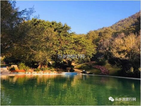 <a href=http://www.lexiangyou.org/xiangcunlvyou/ target=_blank class=infotextkey>乡村旅游</a>：乘坐高铁游梅州，品味客家文化，享受20多项旅游优惠