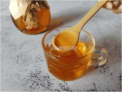 <a href=http://www.lexiangyou.org/xiangcunlvyou/ target=_blank class=infotextkey>乡村旅游</a>：中山原生态鸭脚木蜜，清甜郁香，欢迎品尝
