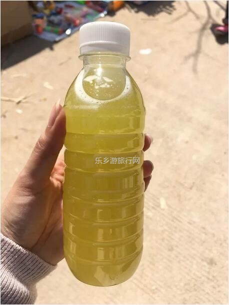 <a href=http://www.lexiangyou.org/xiangcunlvyou/ target=_blank class=infotextkey>乡村旅游</a>：这里盛开了黄花风铃，附近仲有农家美食哦~