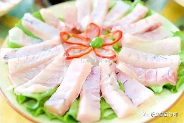 乡村旅行：新鲜脆肉鲩游到！直接优惠送达各位美食家