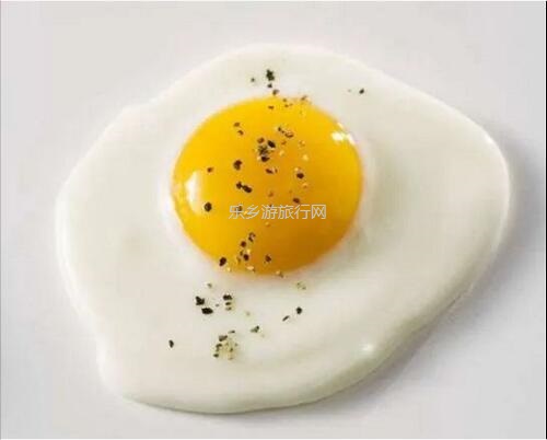 <a href=http://www.lexiangyou.org/xiangcunlvyou/ target=_blank class=infotextkey>乡村旅游</a>：绿壳乌鸡蛋来啦！蛋黄够大，富含微量元素；限时第二箱半价！