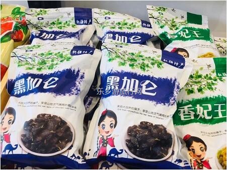 <a href=http://www.lexiangyou.org/xiangcunlvyou/ target=_blank class=infotextkey>乡村旅游</a>：这里日照时间长、昼夜温差大，特别适合水果的生长