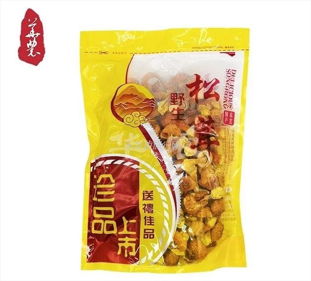 <a href=http://www.lexiangyou.org/xiangcunlvyou/ target=_blank class=infotextkey>乡村旅游</a>：云雾多，风力大，气压低，孕育出健康营养的?菌类植物和谷物