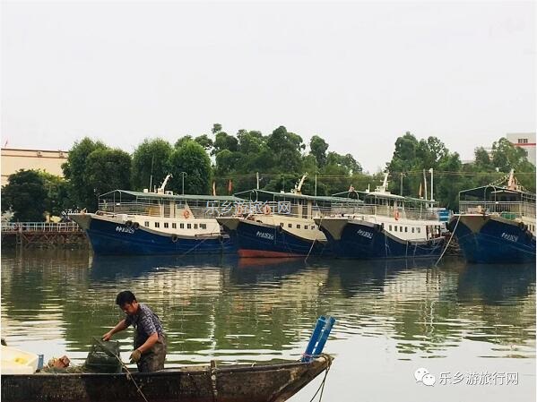 <a href=http://www.lexiangyou.org/xiangcunlvyou/ target=_blank class=infotextkey>乡村旅游</a>：假期出海游，在海浪中即时品尝美味海鲜，仲有...