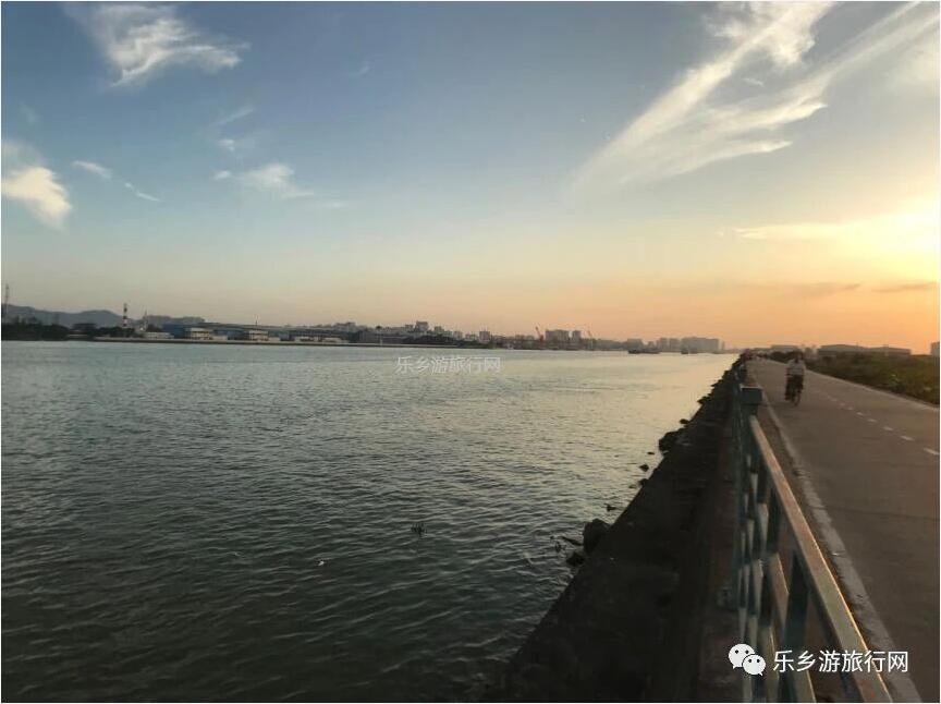 <a href=http://www.lexiangyou.org/xiangcunlvyou/ target=_blank class=infotextkey>乡村旅游</a>：醉美江景！自游摘果+野炊，在骑行中放飞梦想......