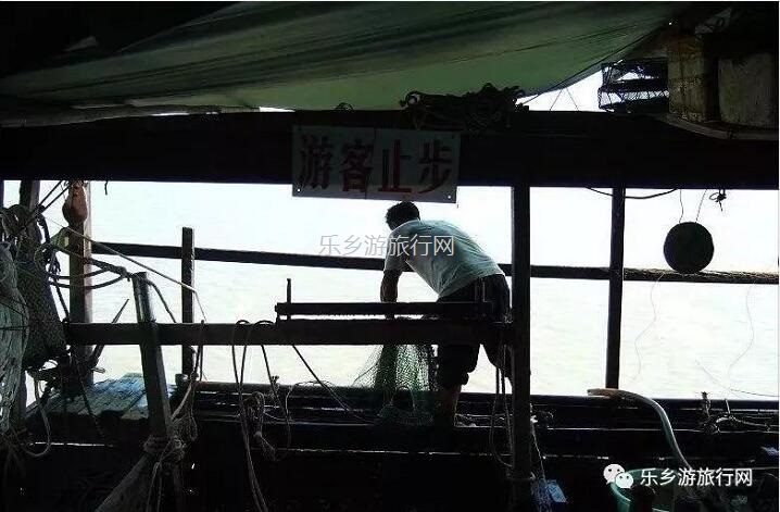 <a href=http://www.lexiangyou.org/xiangcunlvyou/ target=_blank class=infotextkey>乡村旅游</a>：假期出海游，在海浪中即时品尝美味海鲜，仲有...