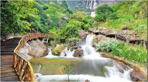<a href=http://www.lexiangyou.org/xiangcunlvyou/ target=_blank class=infotextkey>乡村旅游</a>：香江健康山谷 | 五星级豪华别墅房，享精美早餐、泡健康温泉~尽享养生之旅~