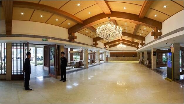 <a href=http://www.lexiangyou.org/xiangcunlvyou/ target=_blank class=infotextkey>乡村旅游</a>：中山温泉宾馆丨实惠享高级房1晚+双人自助早餐+无限次温泉门票