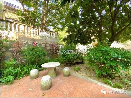 <a href=http://www.lexiangyou.org/xiangcunlvyou/ target=_blank class=infotextkey>乡村旅游</a>：[团队度假] 依山而建，翠影婆裟；烧烤套餐+自助简餐+别墅型民宿