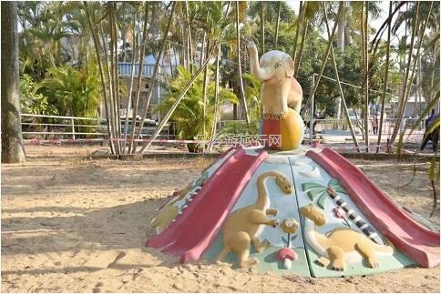 <a href=http://www.lexiangyou.org/xiangcunlvyou/ target=_blank class=infotextkey>乡村旅游</a>：[春游]背靠铁炉山水库边，浪漫花海、彩虹滑草、网红摩天轮...