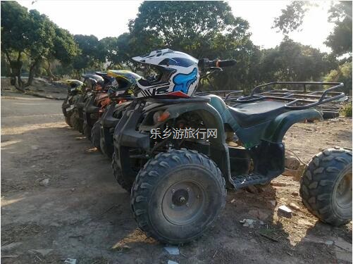 <a href=http://www.lexiangyou.org/xiangcunlvyou/ target=_blank class=infotextkey>乡村旅游</a>：[度假]游览金钟湖，然后钓鱼、越野和烧烤聚餐...