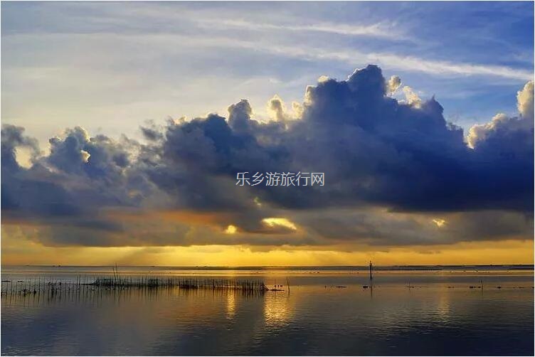 <a href=http://www.lexiangyou.org/xiangcunlvyou/ target=_blank class=infotextkey>乡村旅游</a>：[崖口] 欣赏候鸟，品尝美食，入住醉美民宿
